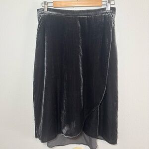 LOFT Gray Velvet Wrap Midi Skirt Size 4 – Luxe Holiday Party Essential